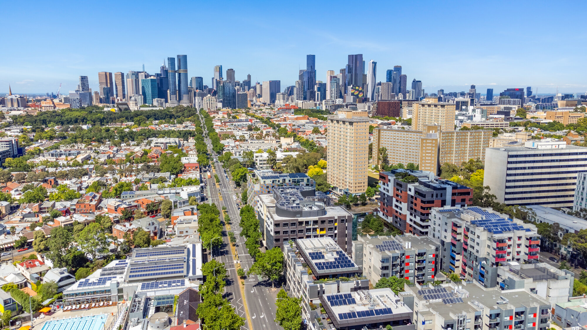 Birdseye photo of the green urban sprawl of Carlton