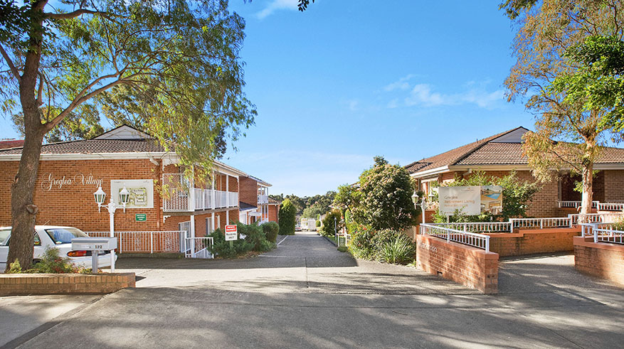 Entrance at Greglea