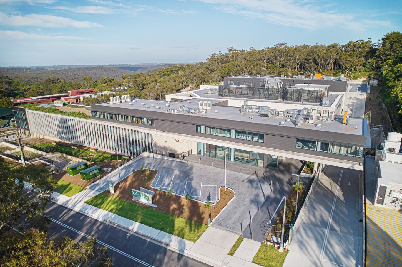 Birds eye photo of the modern Wyvern Private Hospital