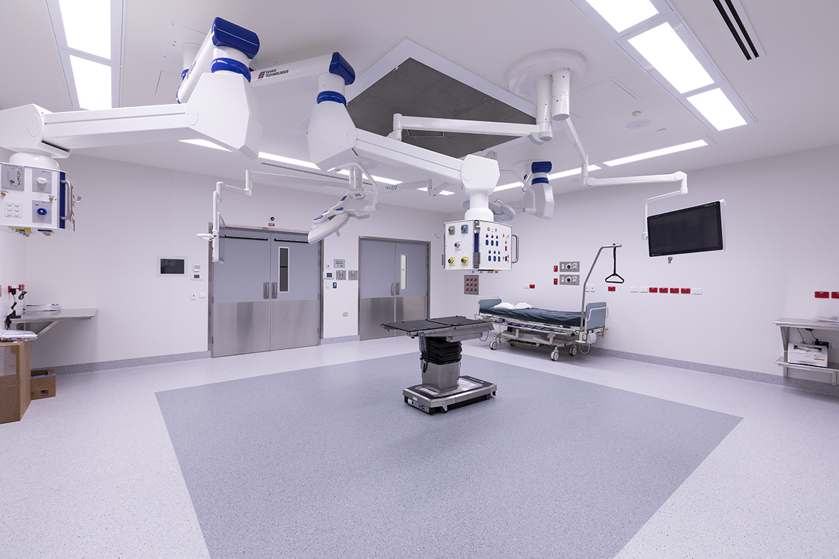 Pristine machinery in a spacious procedure room