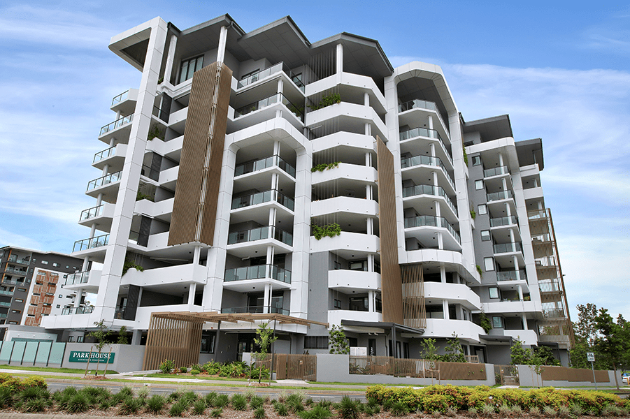 Modern apartment in pristine condition