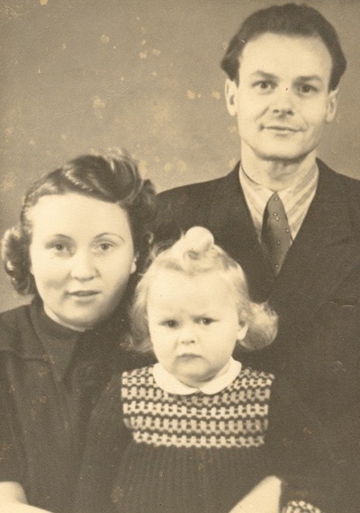 The Wiitpom family in the 1940s